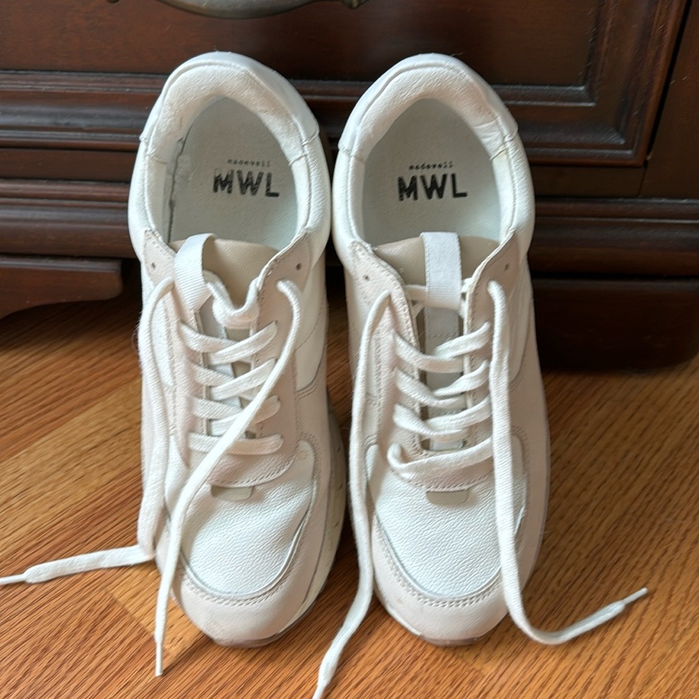 MWL athletic shoes- never worn!